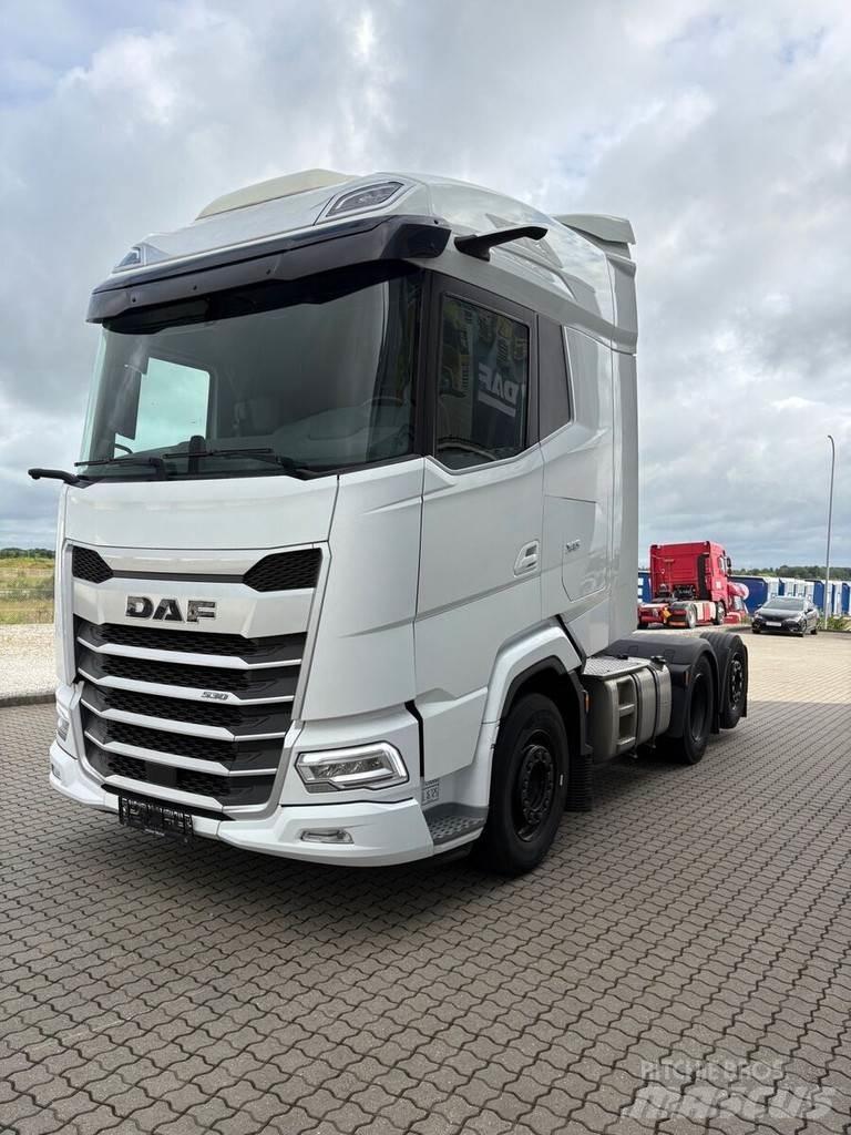 DAF XG 530 FTN Vetopöytäautot