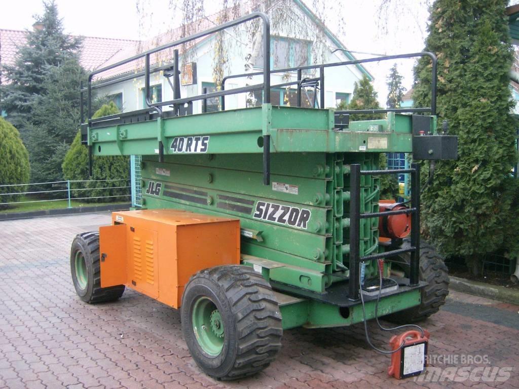JLG 40RTS    V-1562 Henkilönostimet ja nostolaitteet