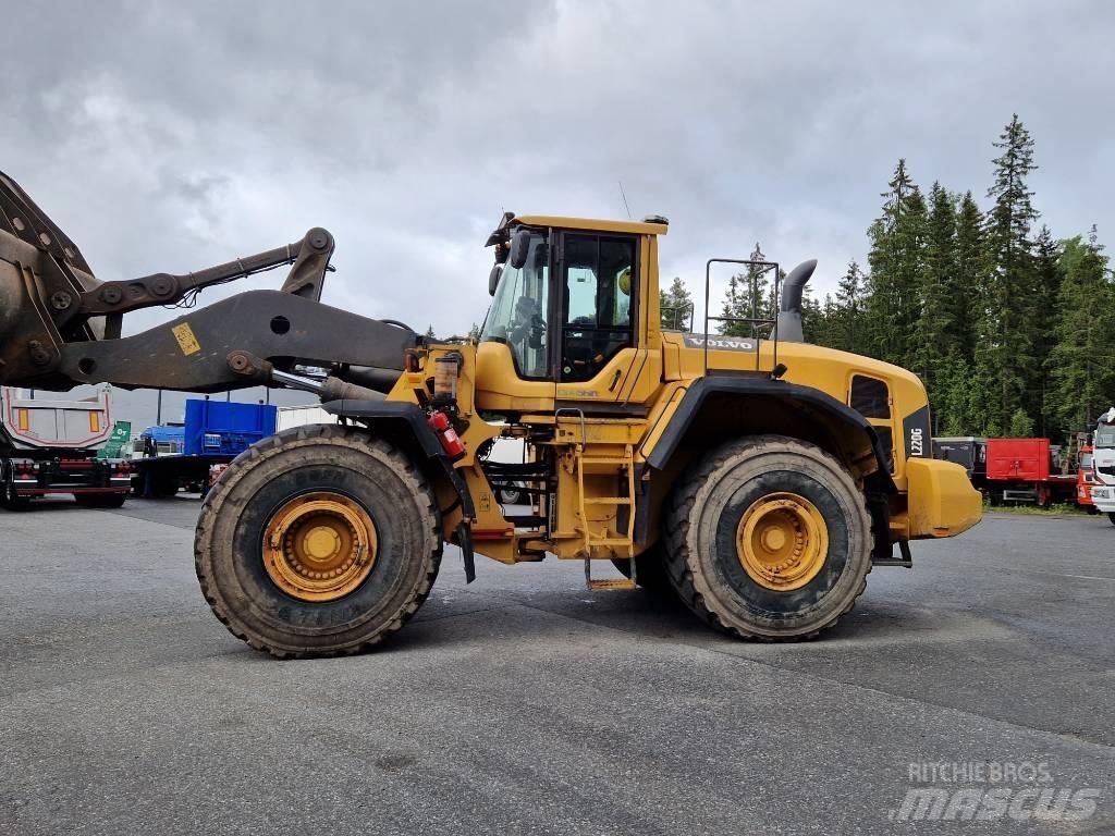 Volvo L 220 G Pyöräkuormaajat