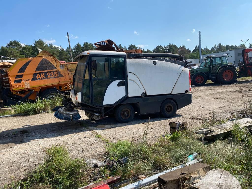 Johnston 142 A Lakaisukoneet