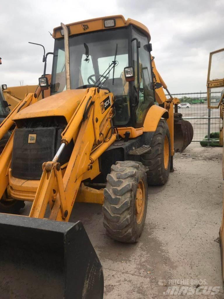 JCB 3cx Kaivurikuormaajat