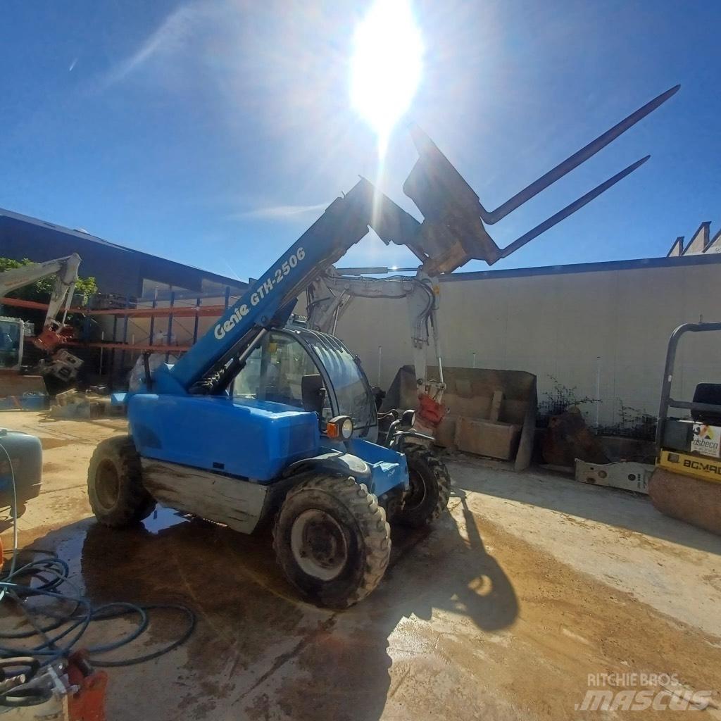 Genie GTH 2506 Kurottajat