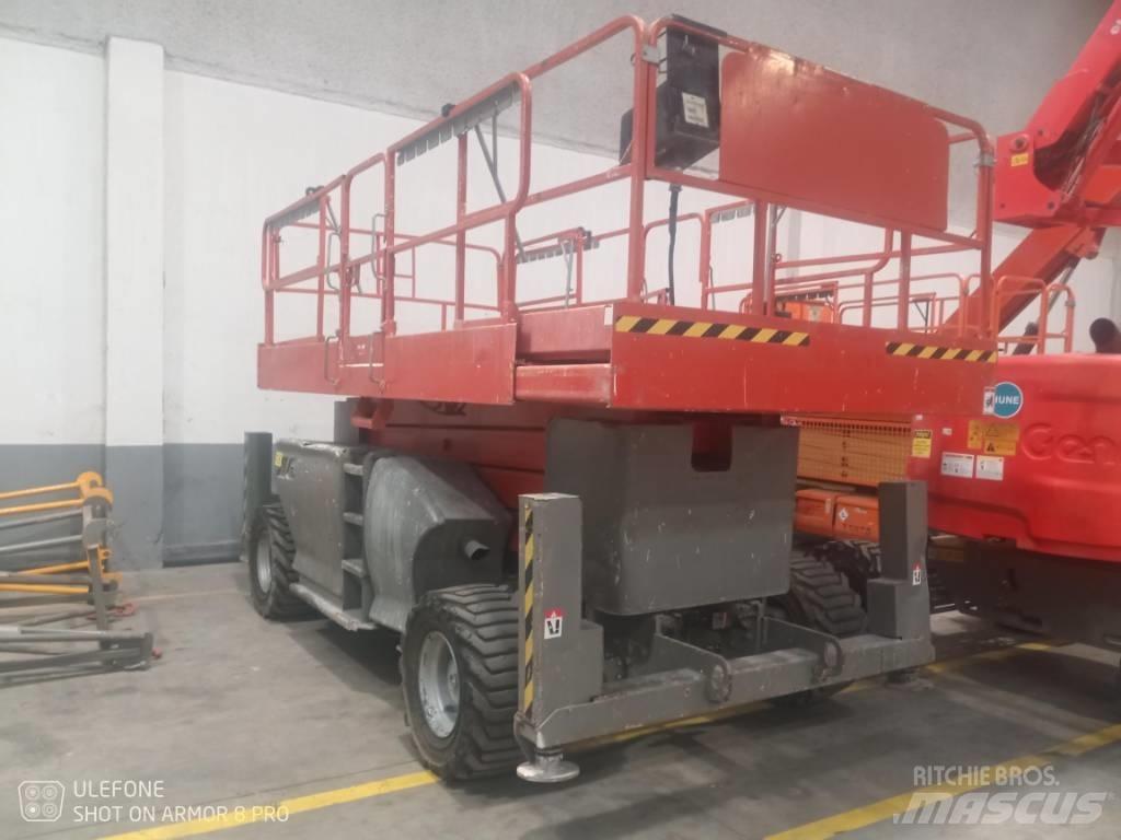 JLG 4394 RT Saksilavat
