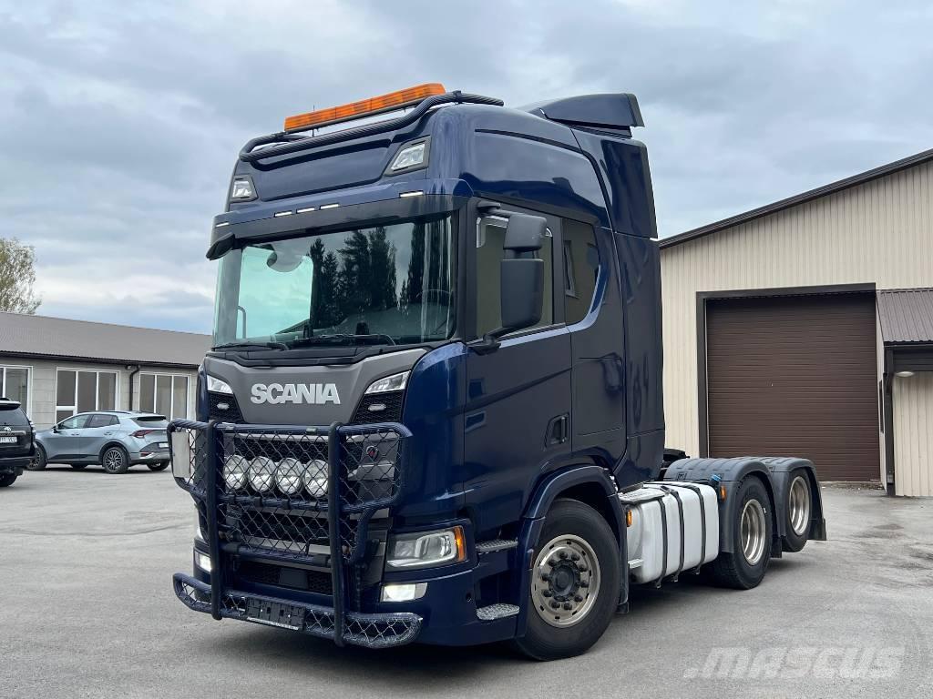 Scania R 500 A6X2NB Vetopöytäautot