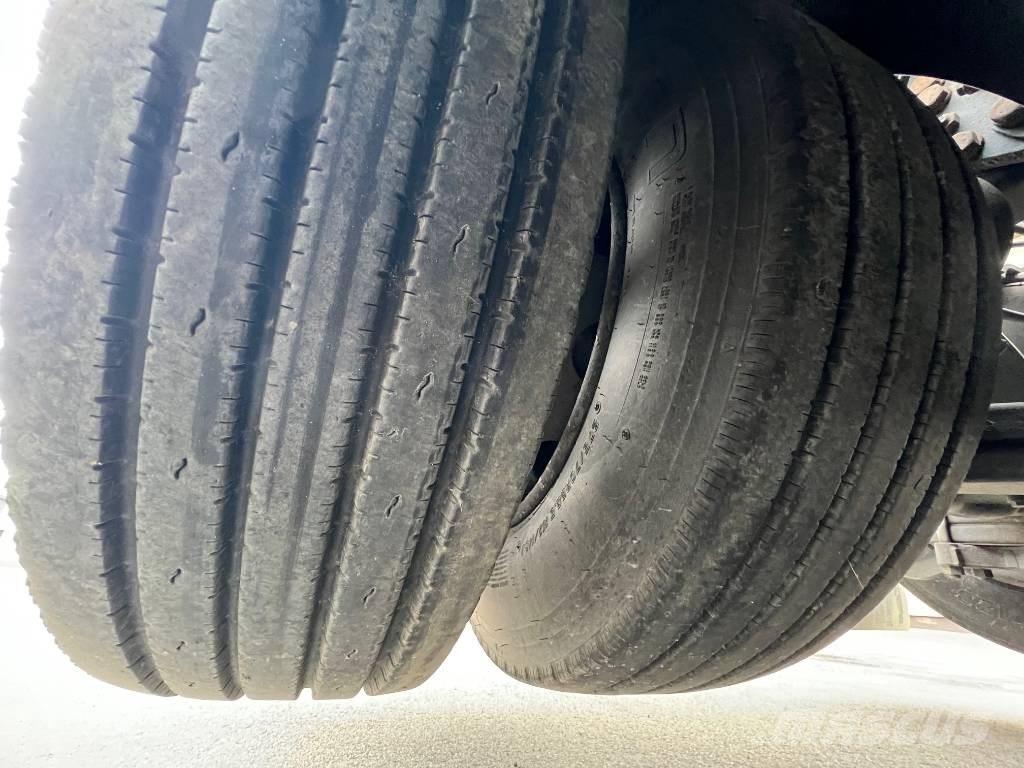 Scania R 500 A6X2NB Vetopöytäautot