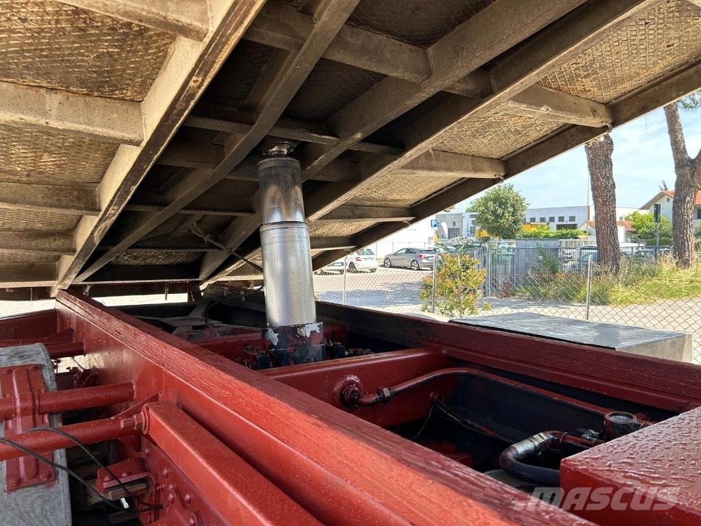 Iveco 120E18K Lava-kuorma-autot