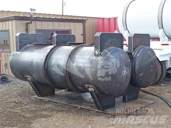 Tiger 750 GAL Säiliöt