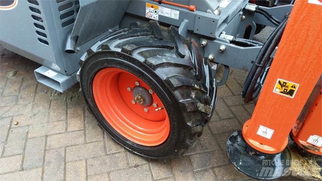 SkyJack 6832RT Saksilavat