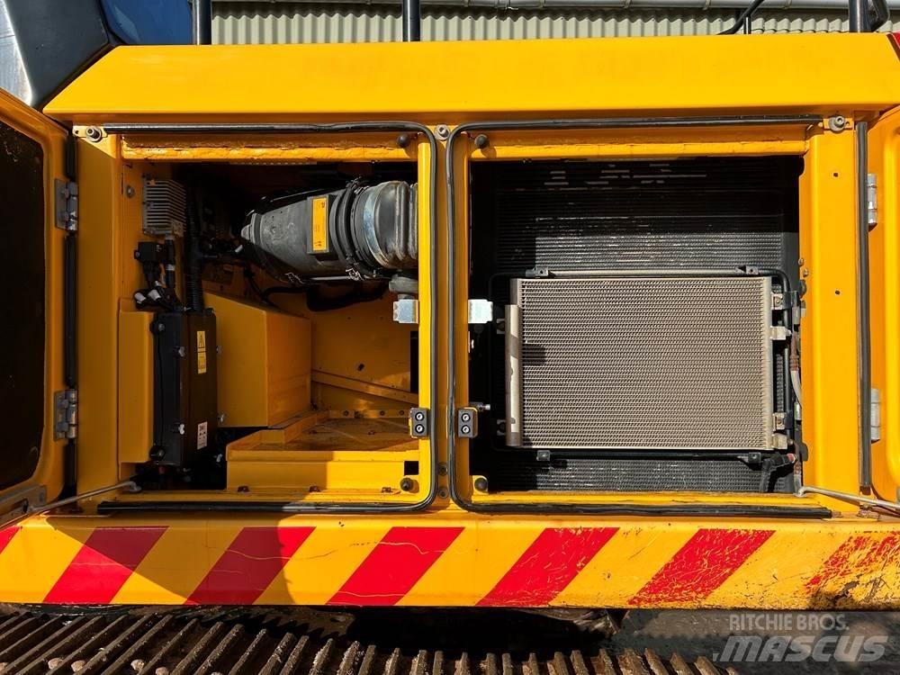 JCB 220X Telakaivukoneet