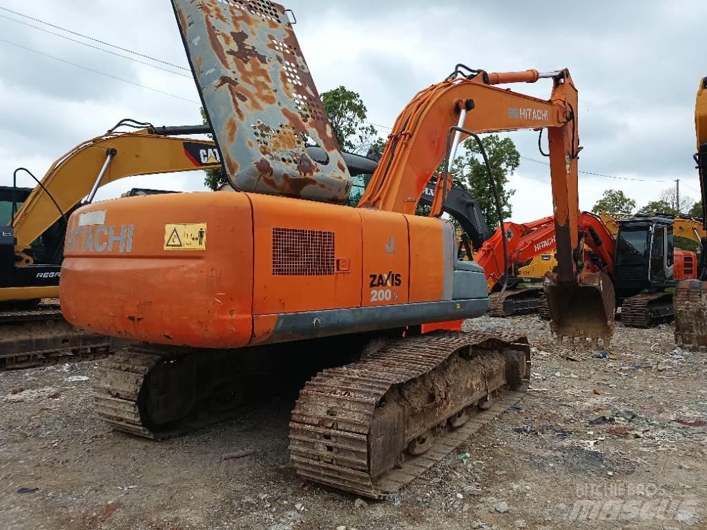 Hitachi ZX 200 Telakaivukoneet
