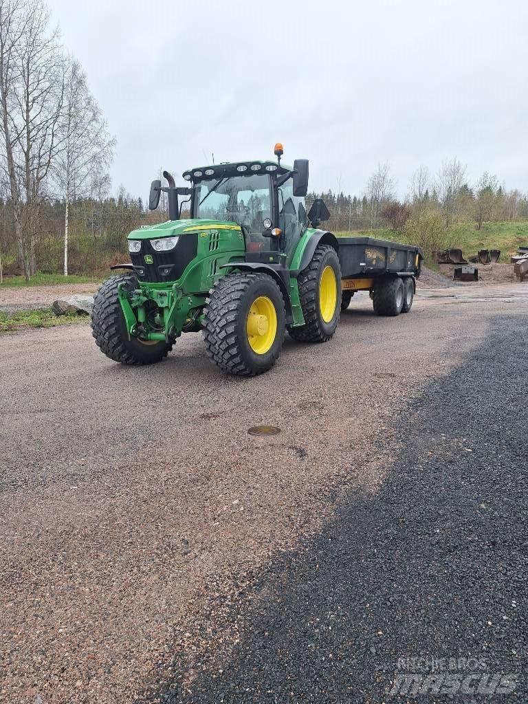 John Deere 6155R Traktorit