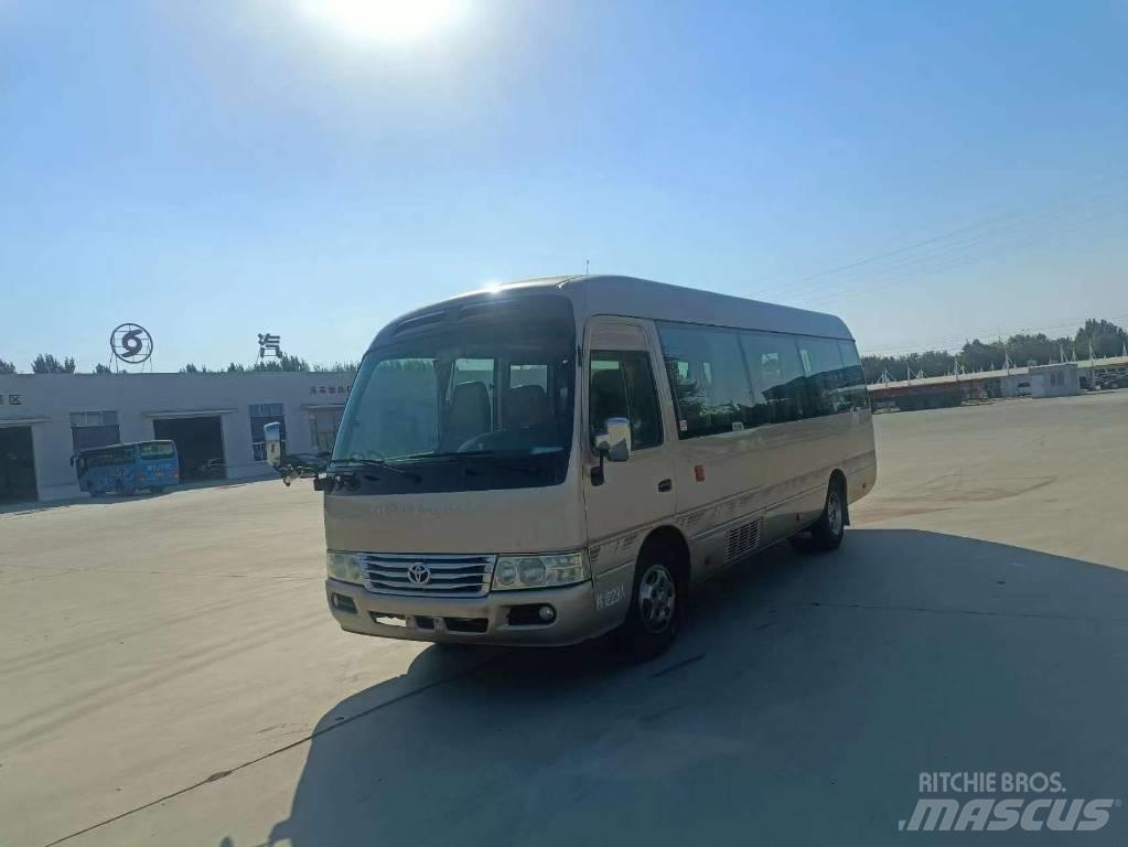 Toyota Coaster Bus Minibussit