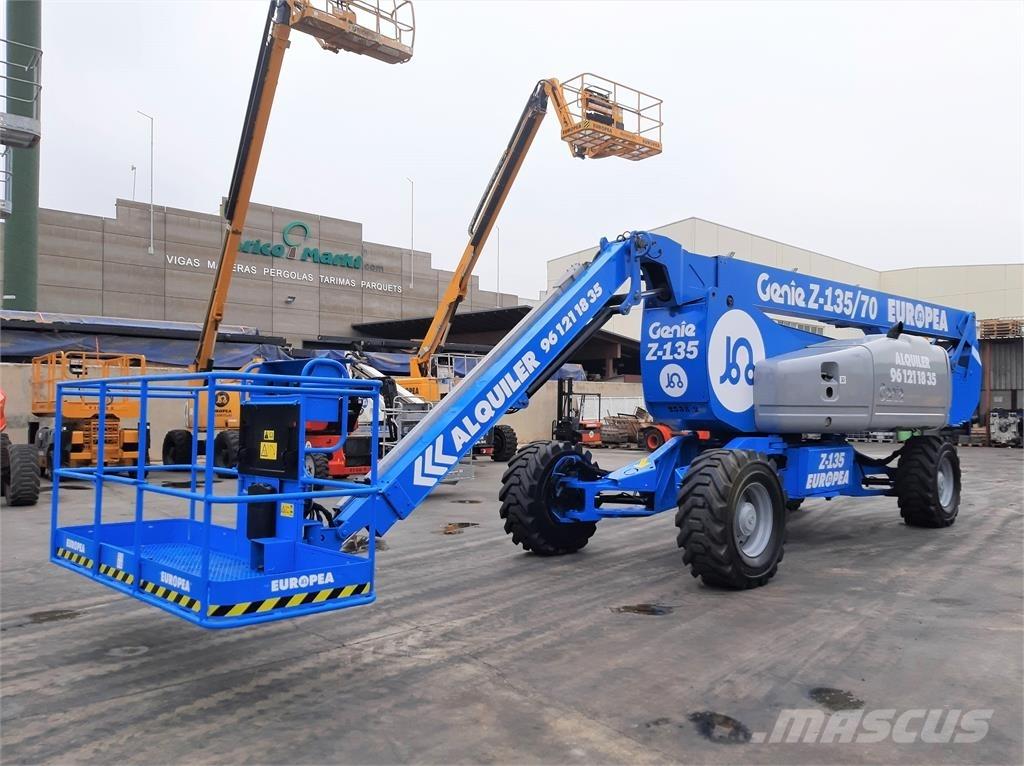 Genie Z135 70 Kuukulkijat