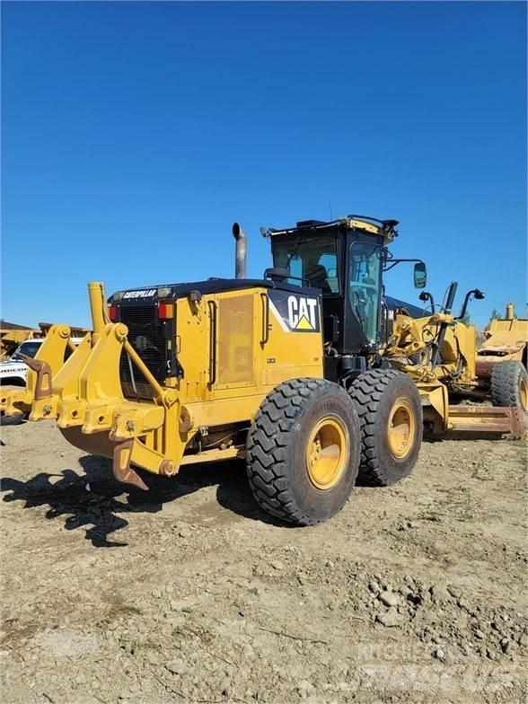 CAT 14M Tiehöylät