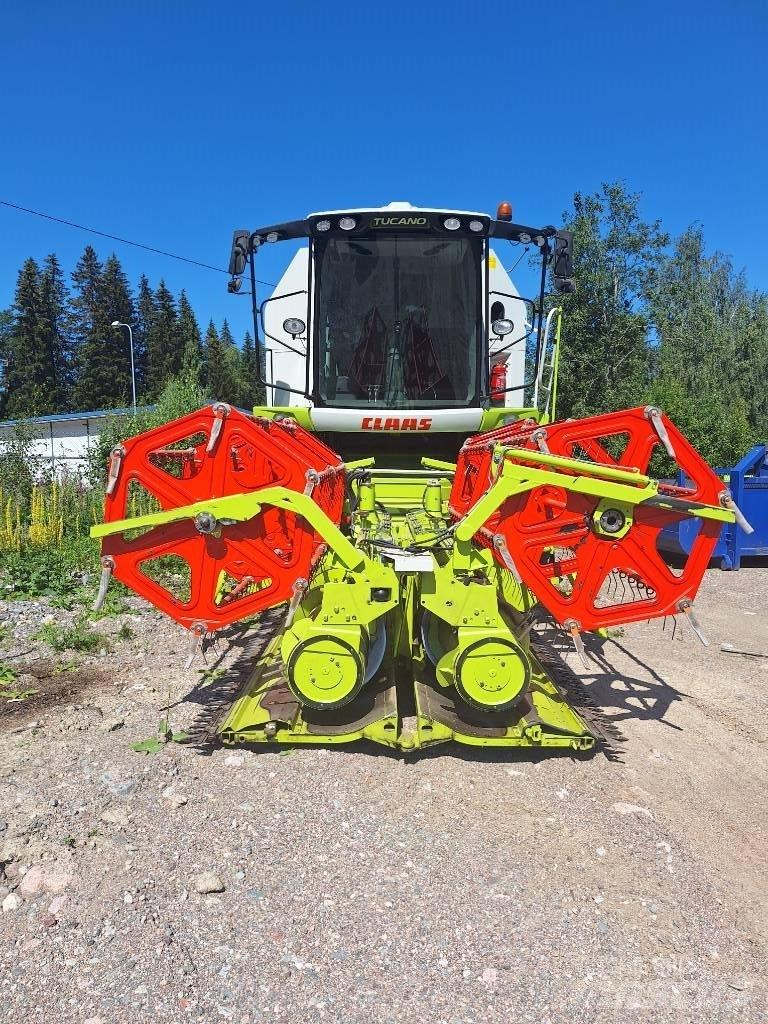 CLAAS 430 Tucano Leikkuupuimurit