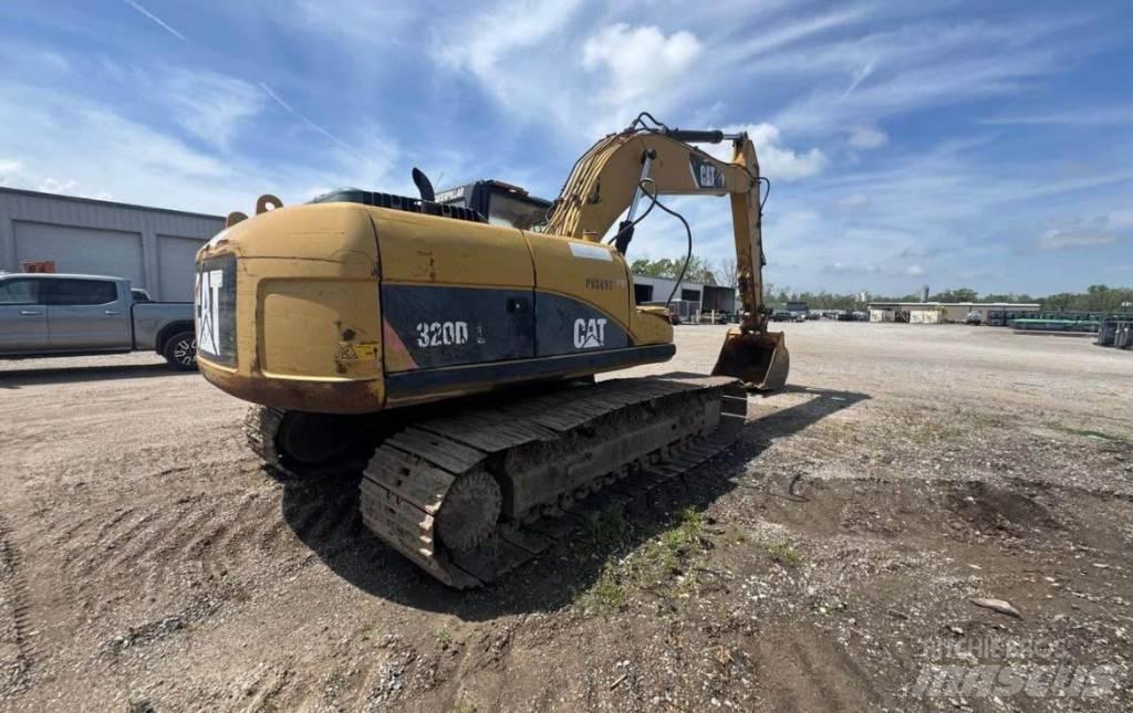 CAT 320 D Telakaivukoneet