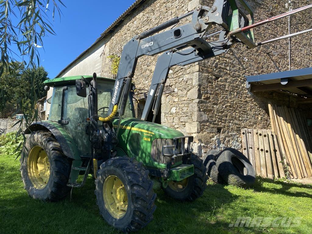 John Deere 5090 R Traktorit