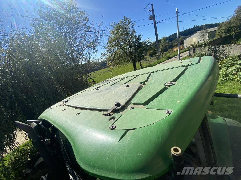 John Deere 5090 R Traktorit