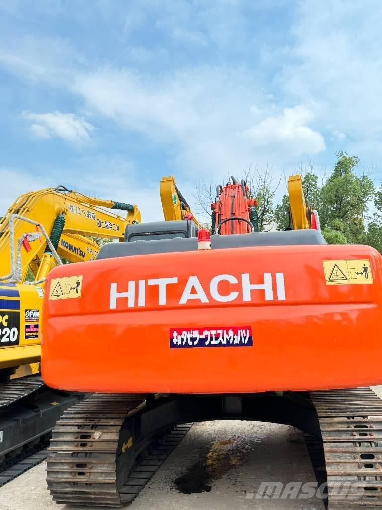 Hitachi ZX 200 Telakaivukoneet