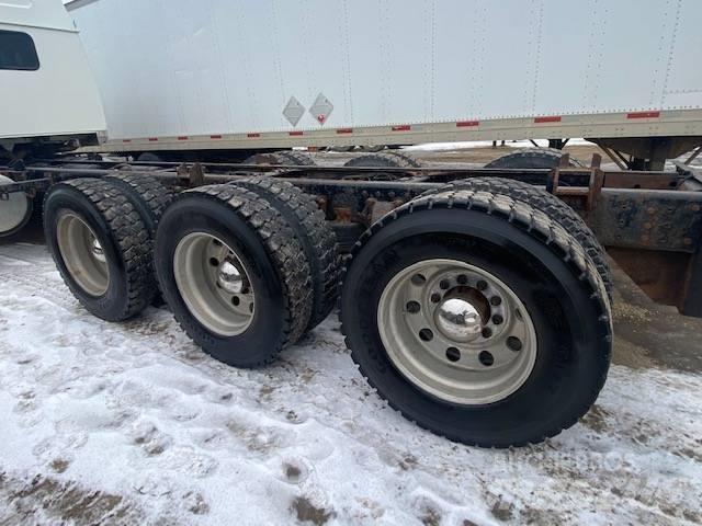 Western Star 4900SB Vetopöytäautot