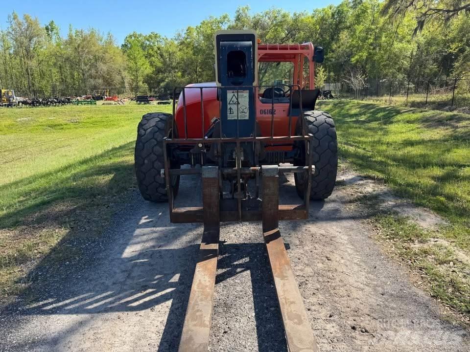 JLG G 6-42 A Kurottajat
