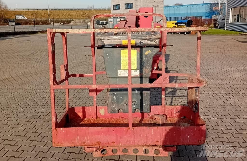 JLG E 400 AJPN Kuukulkijat