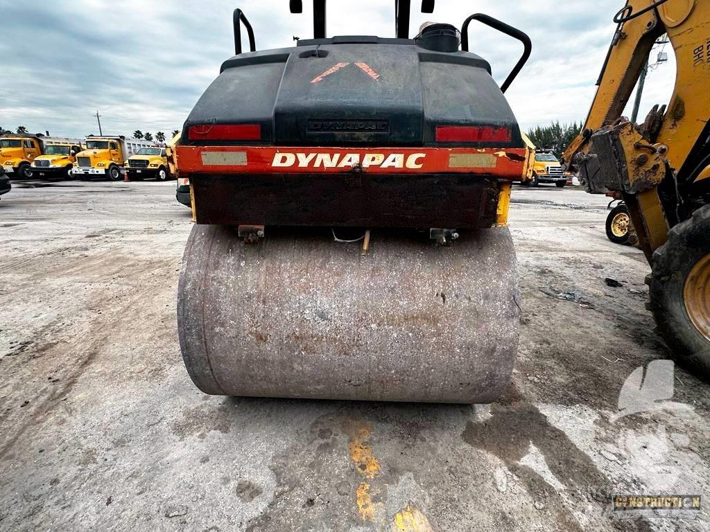 Dynapac CC 222 HF Tandemjyrät