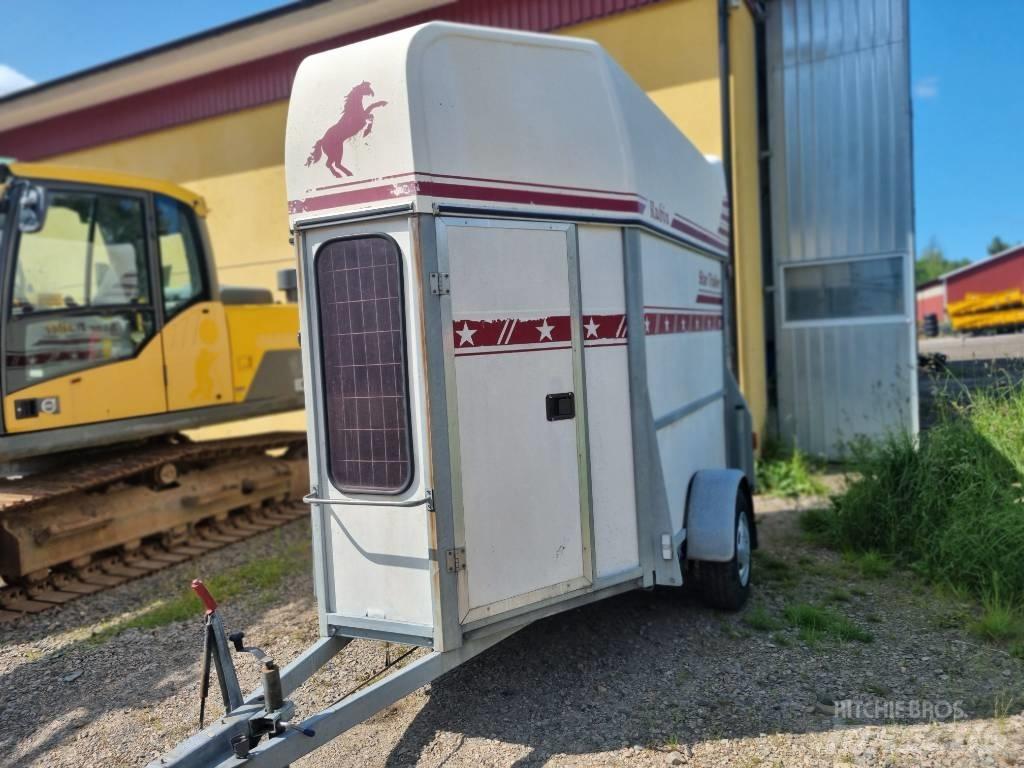 Star Trailers Rubin Eläinkuljetusperävaunut