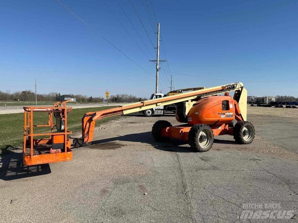 JLG 600A Kuukulkijat