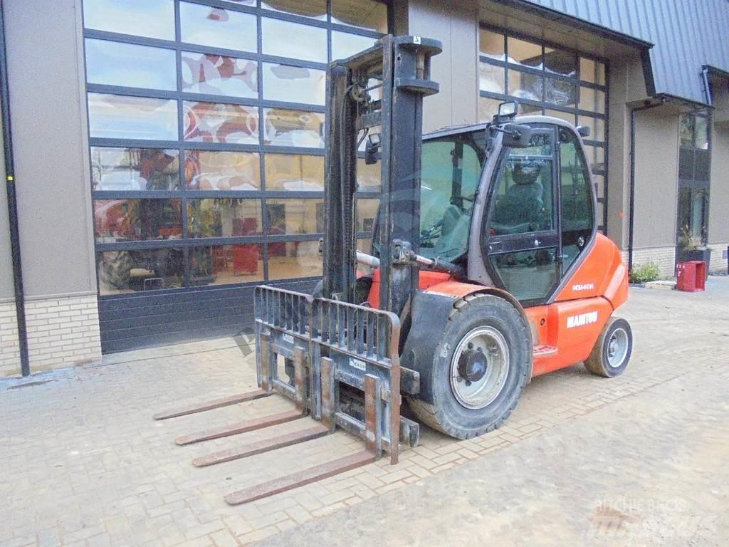Manitou MSI 40 Maastotrukit