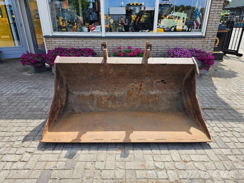 Beco Slotenbak Kauhat