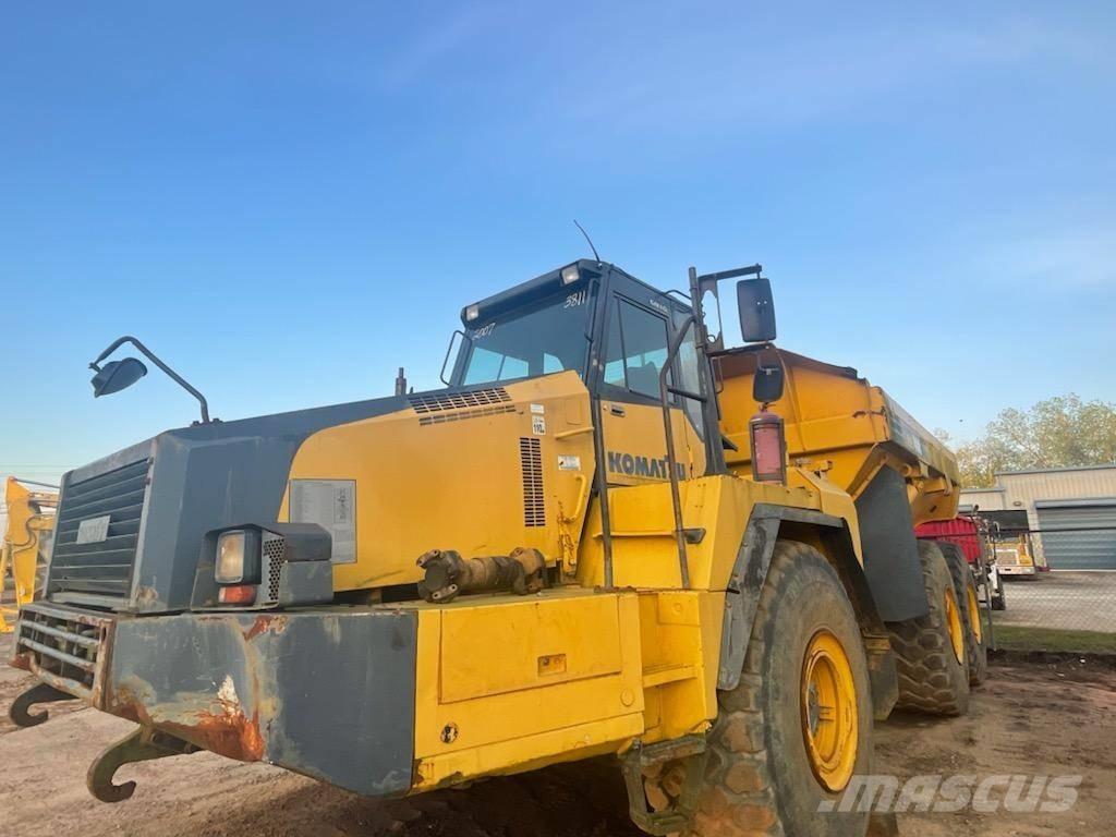 Komatsu HM 400-2 Dumpperit