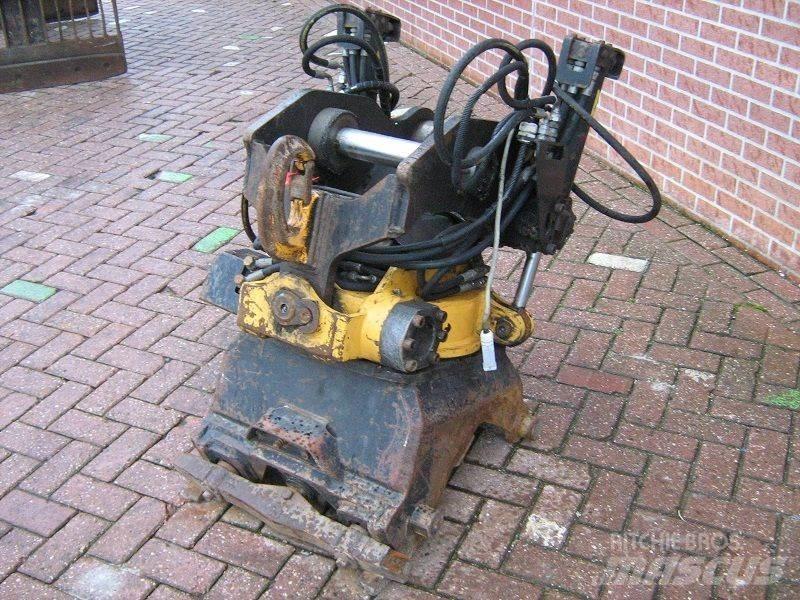 Engcon EC15 Kauhanpyörittäjät