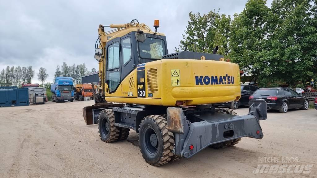 Komatsu PW 130-7K Pyöräkaivukoneet