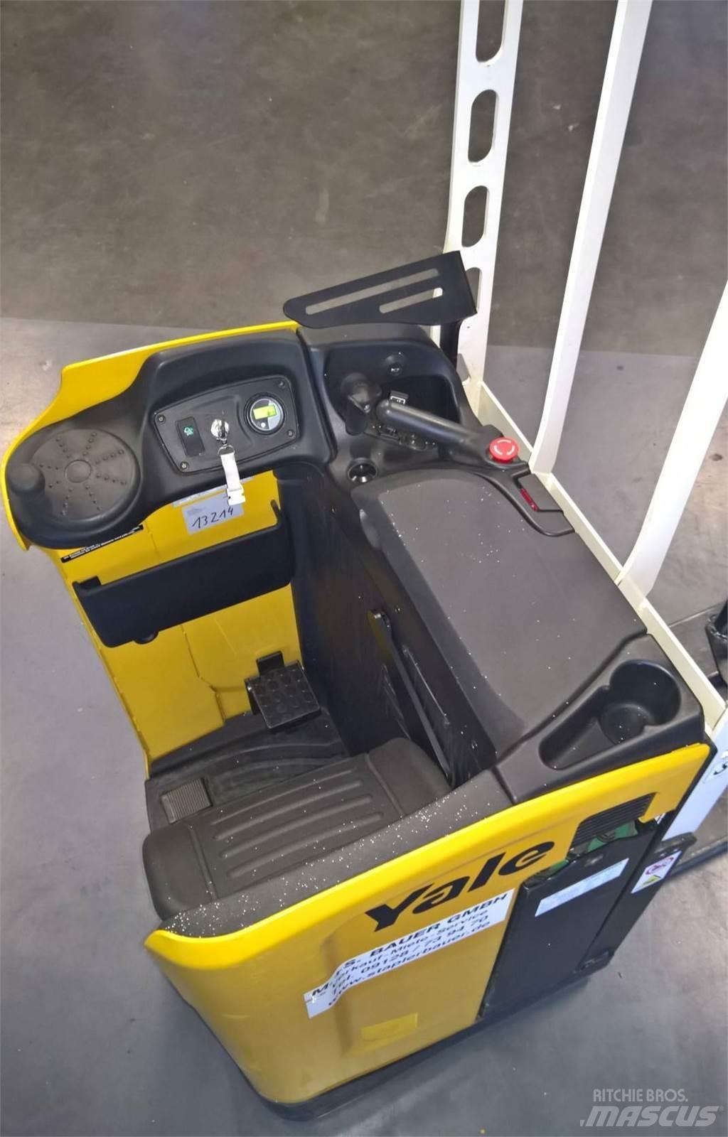 Yale MP20T Lavansiirtotrukit