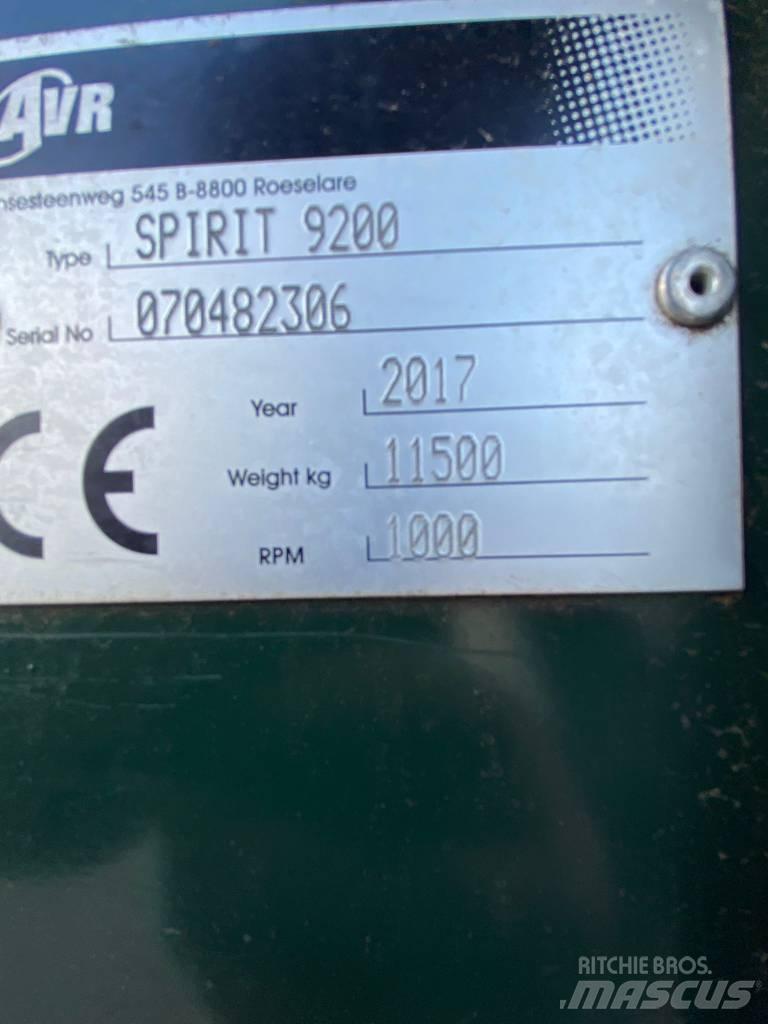 AVR Spirit 9200 Perunannostokoneet