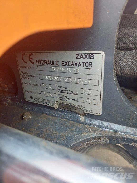 Hitachi ZX 19 U-5 Minikaivukoneet < 7t