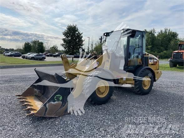 CAT 906M Pyöräkuormaajat