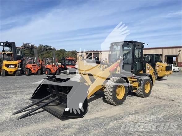 CAT 908 Pyöräkuormaajat