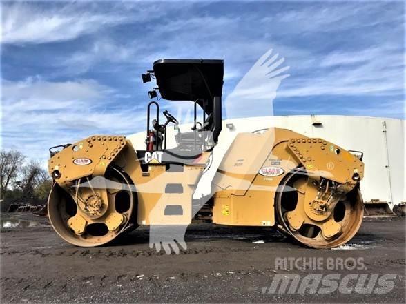 CAT CB64 Yksivalssijyrät