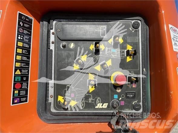 JLG 1350SJP Teleskooppipuominostimet