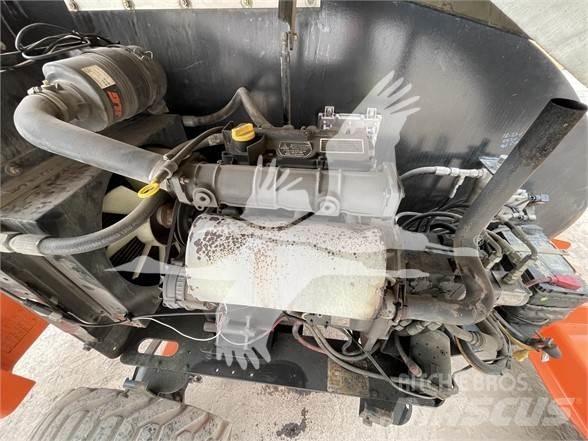 JLG 460SJ Teleskooppipuominostimet