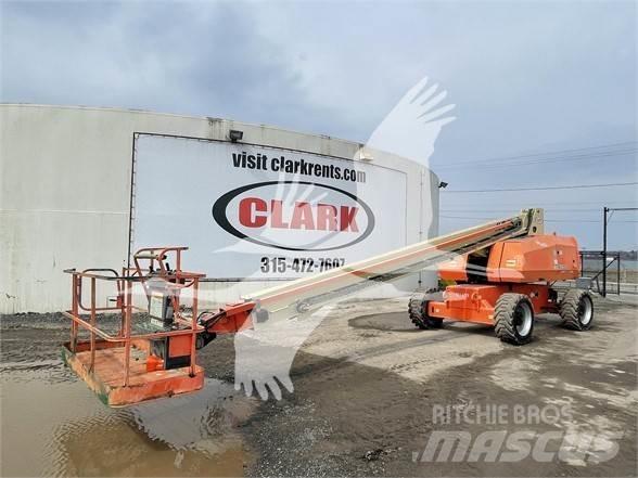 JLG 800S Teleskooppipuominostimet