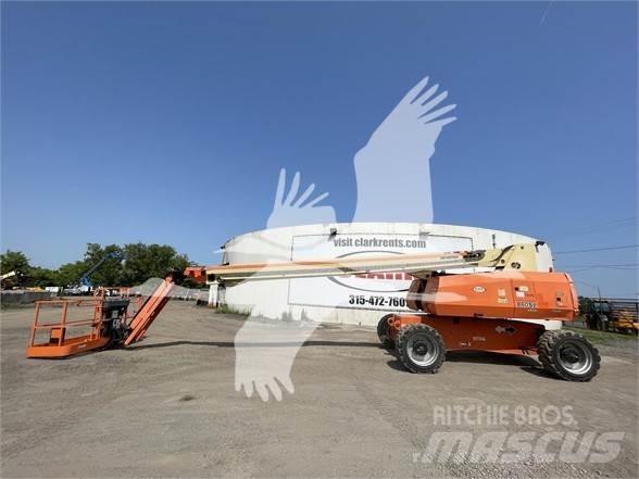 JLG 860SJ Teleskooppipuominostimet