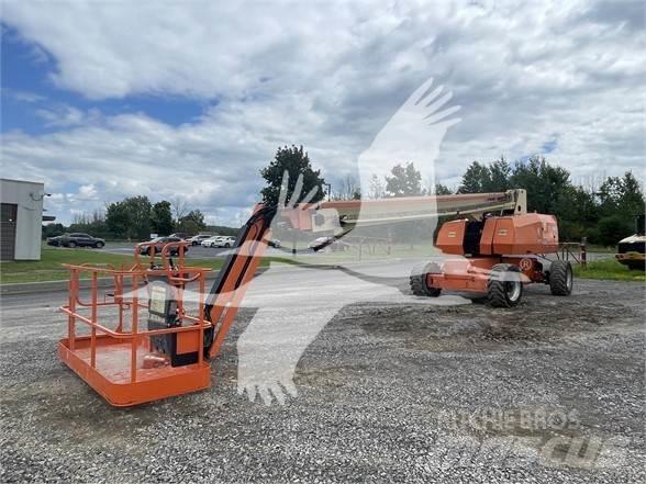 JLG 860SJ Teleskooppipuominostimet