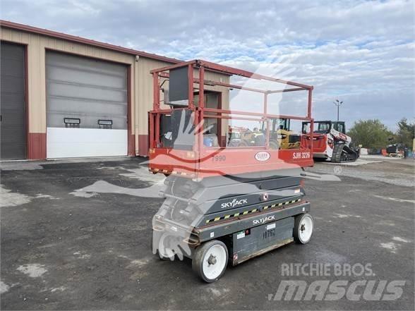 SkyJack SJ3226 Saksilavat
