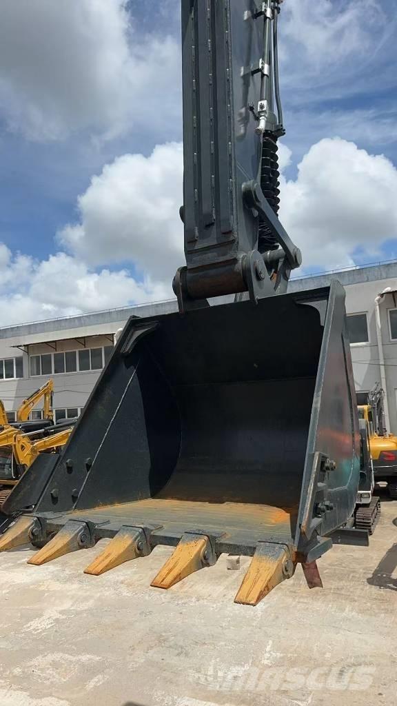 Hyundai r220lc-9s Midikaivukoneet 7t - 12t
