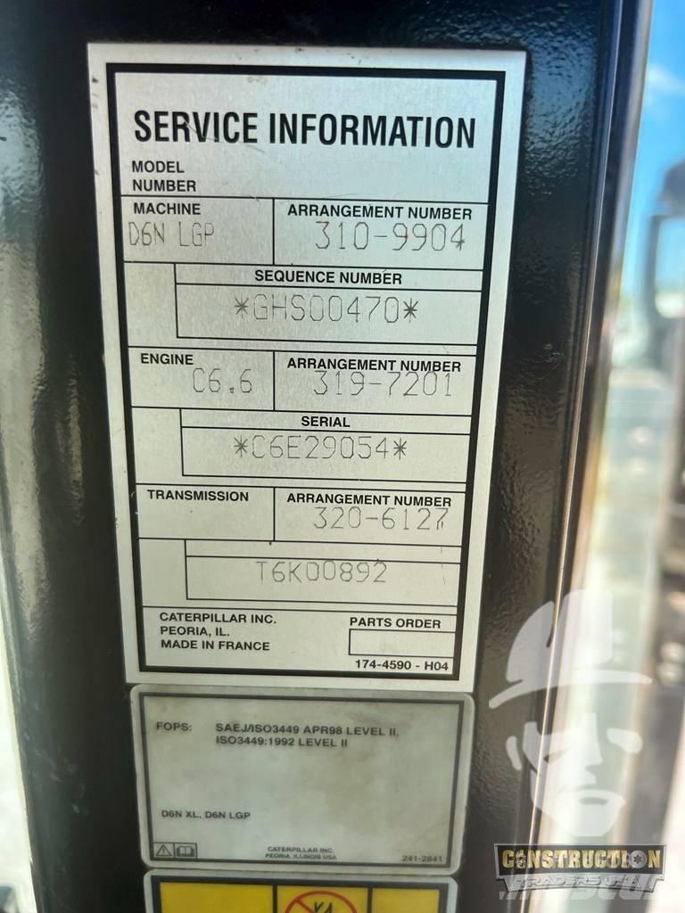 CAT D 6 N Telaketjupuskutraktorit