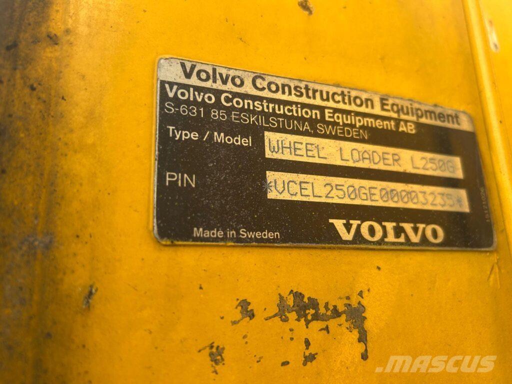 Volvo L250G Pyöräkuormaajat