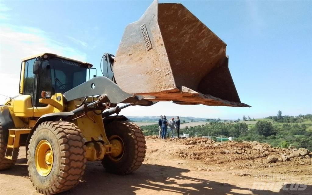 Volvo L 90 F Pyöräkuormaajat